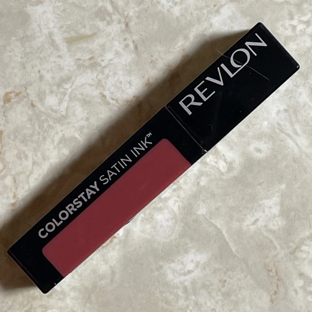Revlon Colorstay‎ Satin Ink 005 Silky Sienna